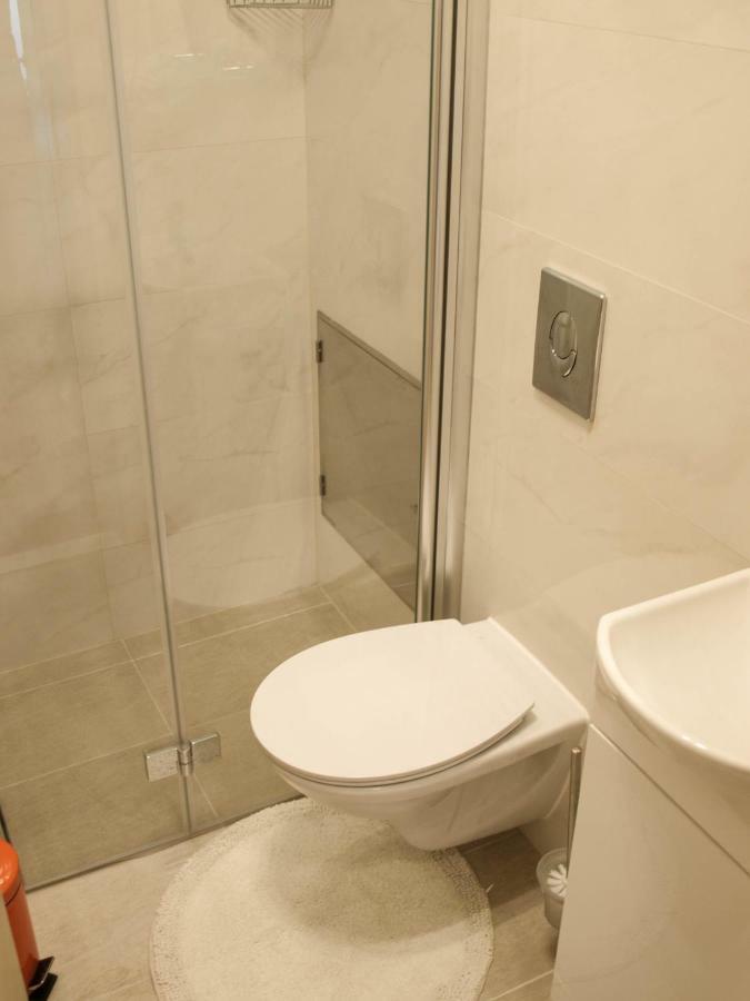 شقة House Nataniel In Omis Near Sea المظهر الخارجي الصورة