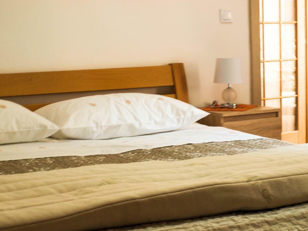 شقة House Nataniel In Omis Near Sea المظهر الخارجي الصورة
